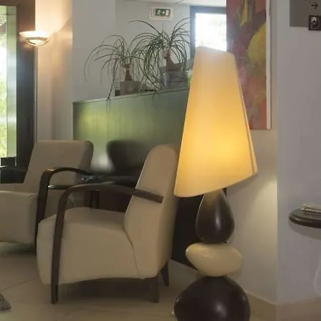 De Diane - 4*